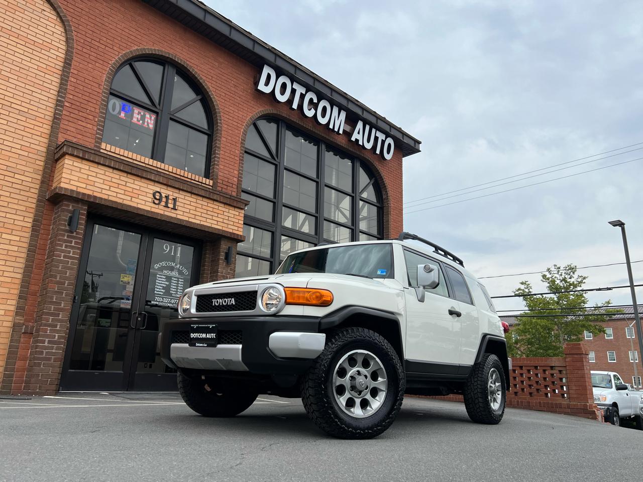 Toyota FJ Cruiser 4WD MT 2013
