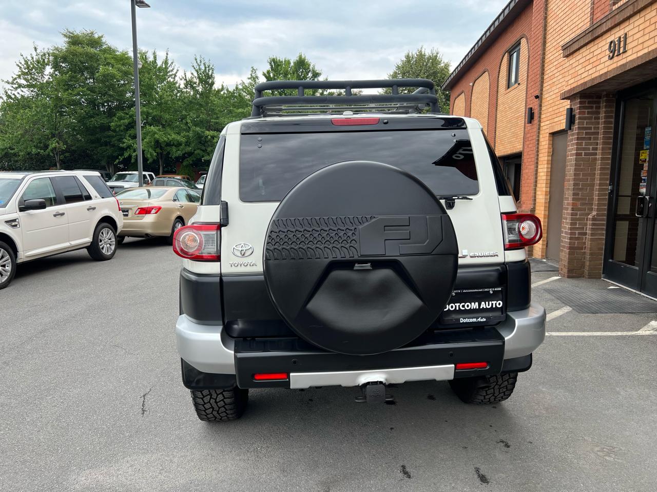 Toyota FJ Cruiser 4WD MT 2013