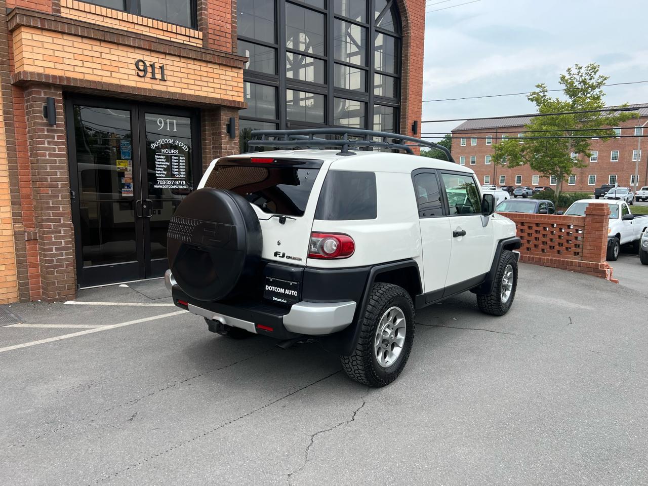 Toyota FJ Cruiser 4WD MT 2013
