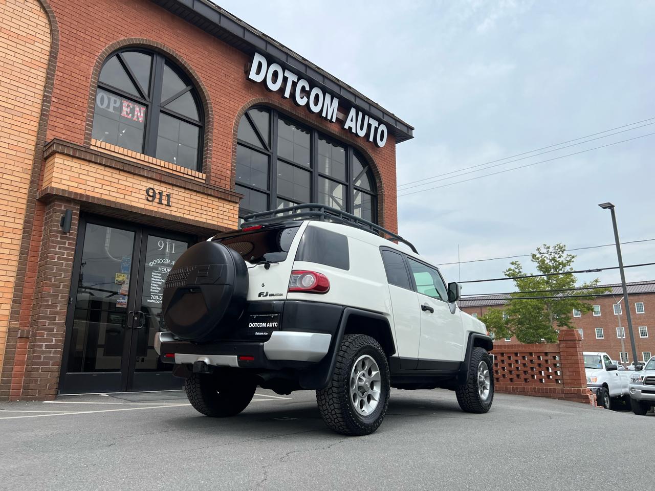 Toyota FJ Cruiser 4WD MT 2013