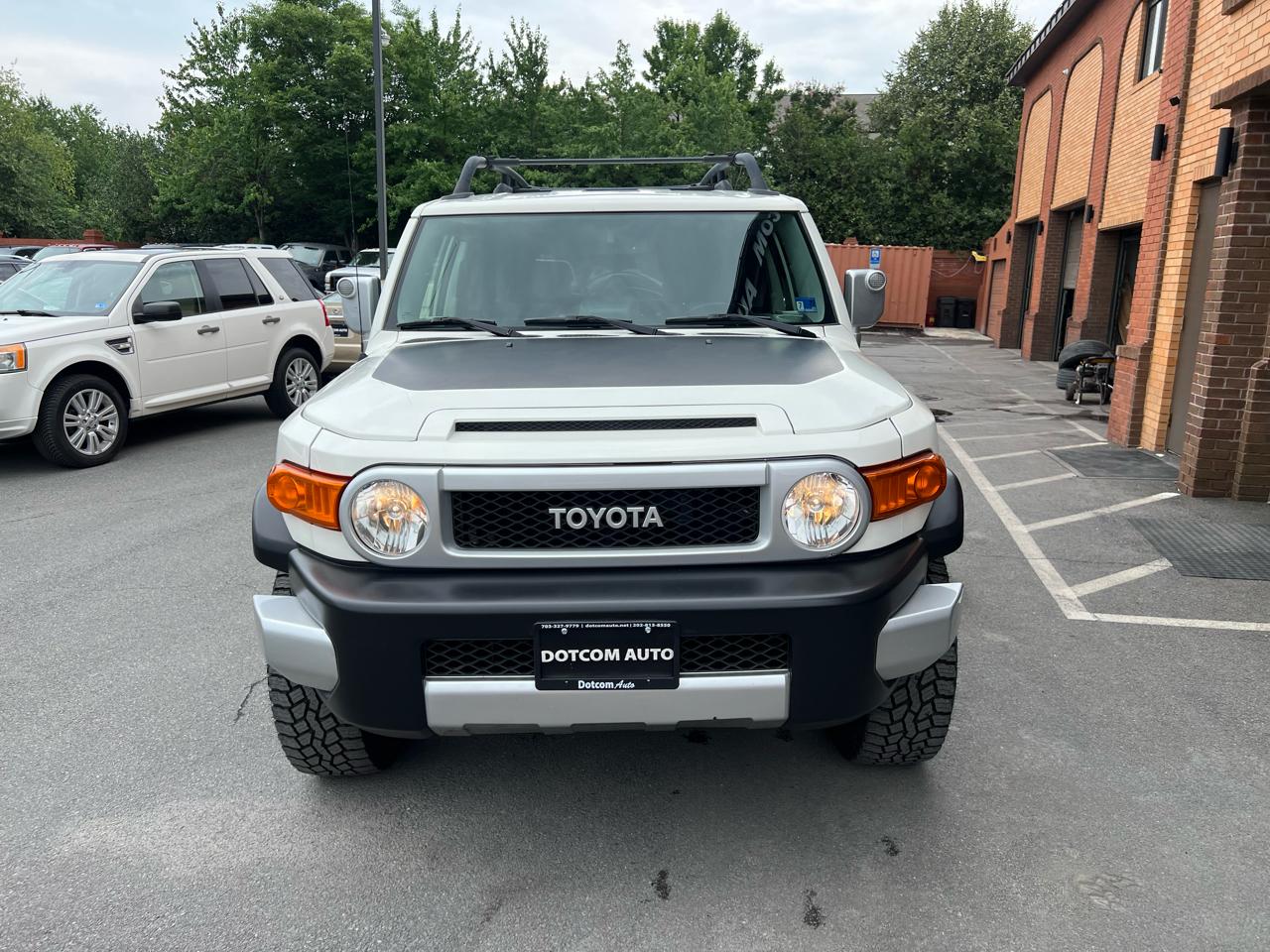 Toyota FJ Cruiser 4WD MT 2013