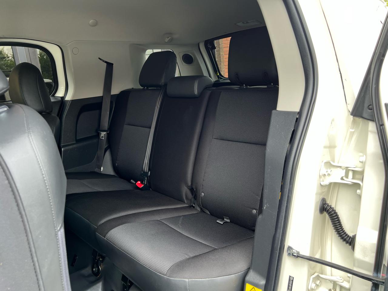 Toyota FJ Cruiser 4WD MT 2013