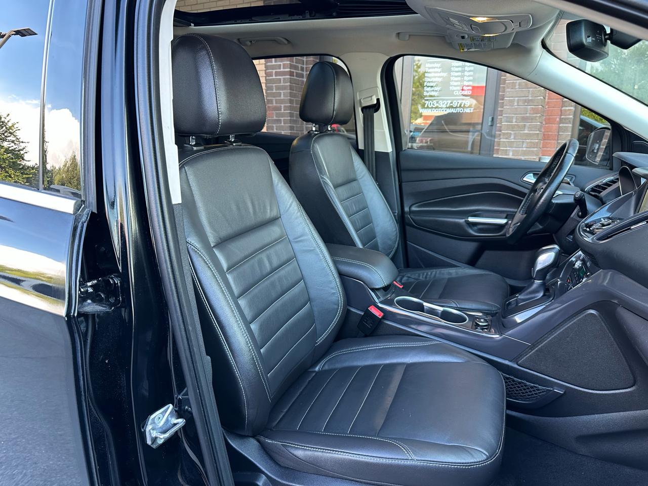 Ford Escape Titanium 4WD 2016
