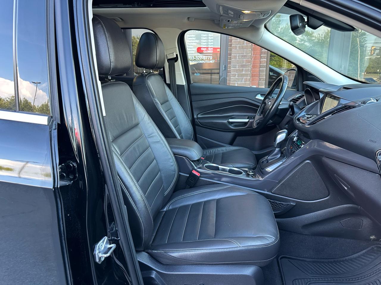 Ford Escape Titanium 4WD 2016