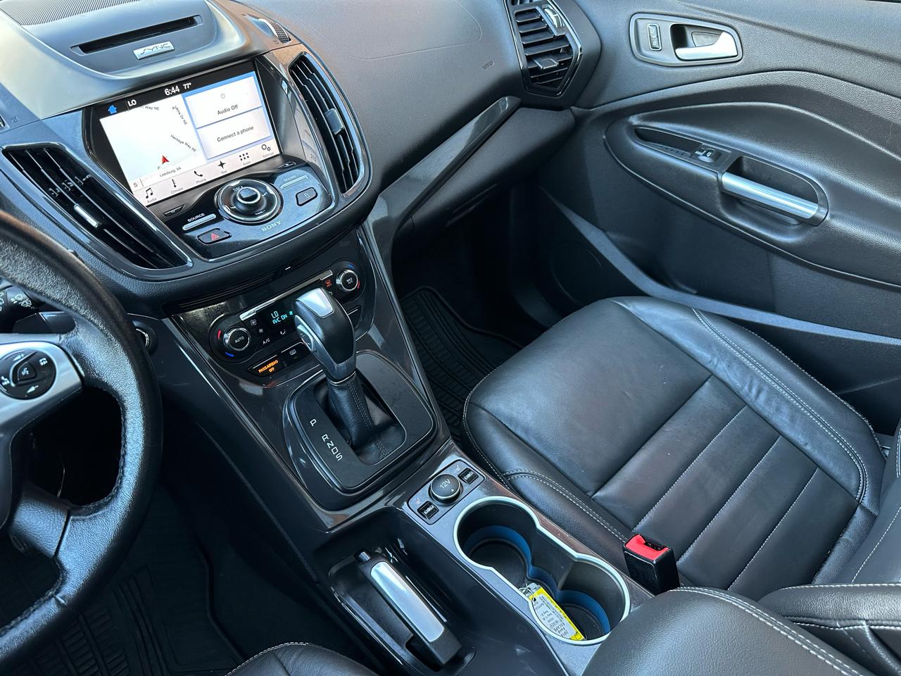 Ford Escape Titanium 4WD 2016