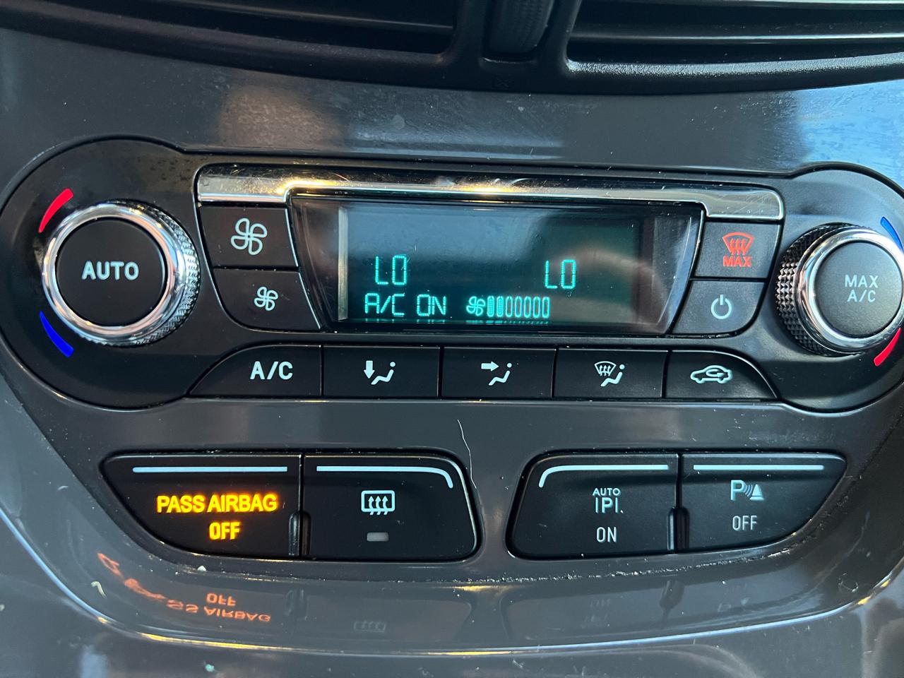 Ford Escape Titanium 4WD 2016
