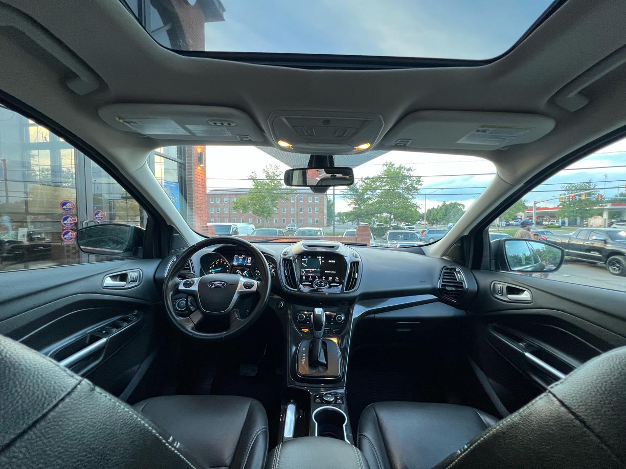 Ford Escape Titanium 4WD 2016