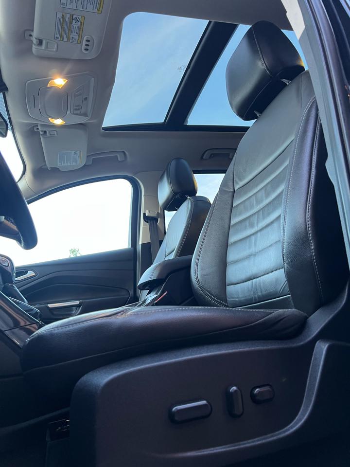 Ford Escape Titanium 4WD 2016