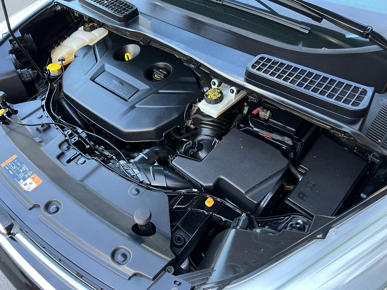 Ford Escape Titanium 4WD 2016