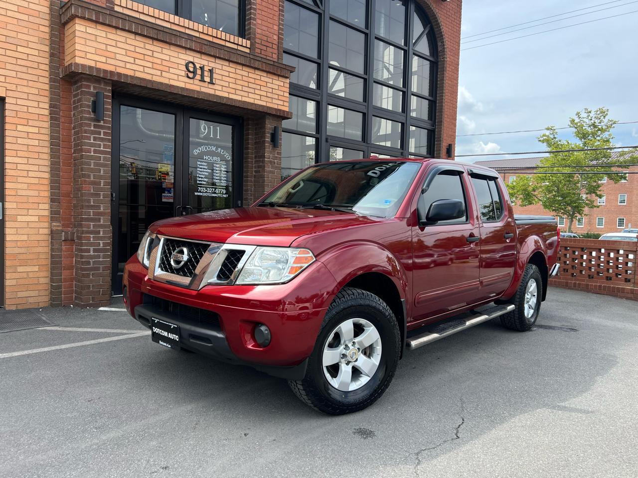 Nissan Frontier SL Crew Cab 4WD 2013