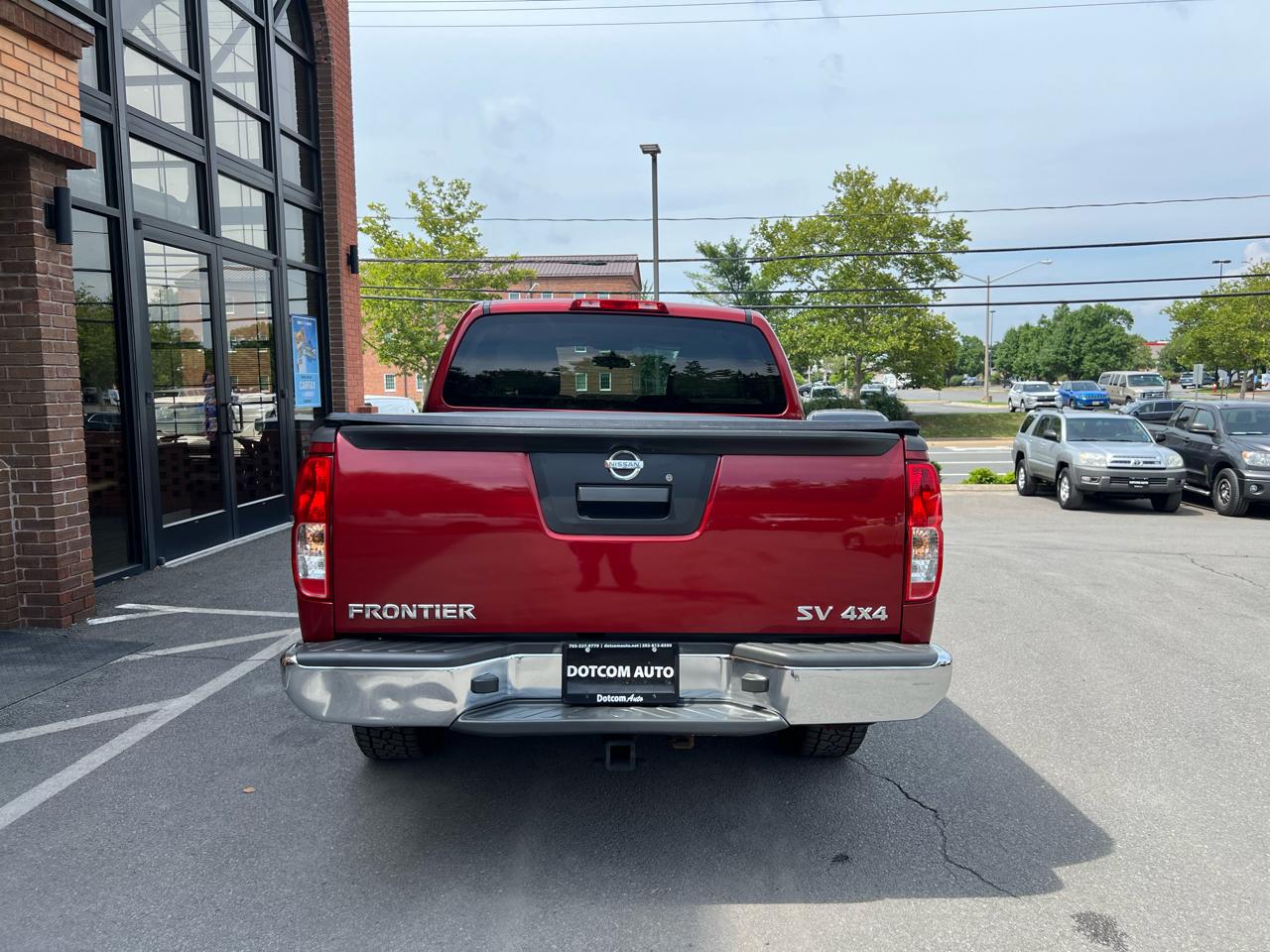 Nissan Frontier SL Crew Cab 4WD 2013