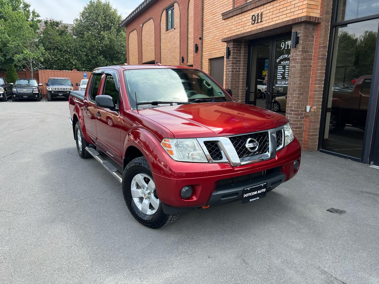 Nissan Frontier SL Crew Cab 4WD 2013