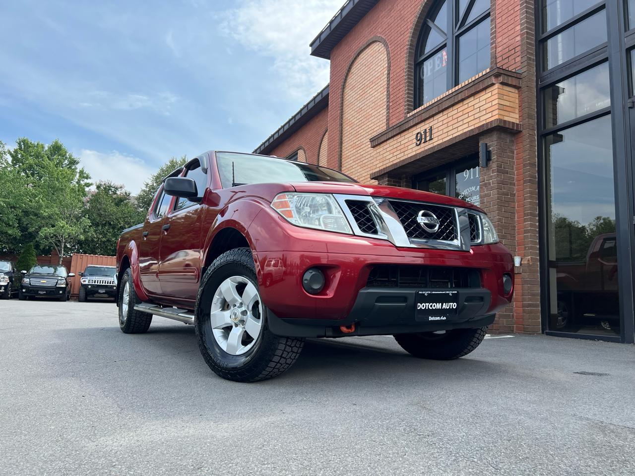 Nissan Frontier SL Crew Cab 4WD 2013