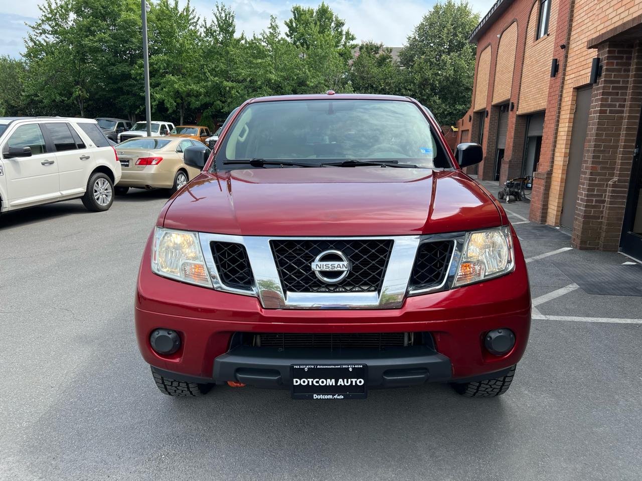 Nissan Frontier SL Crew Cab 4WD 2013