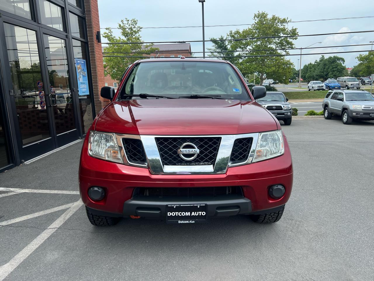 Nissan Frontier SL Crew Cab 4WD 2013