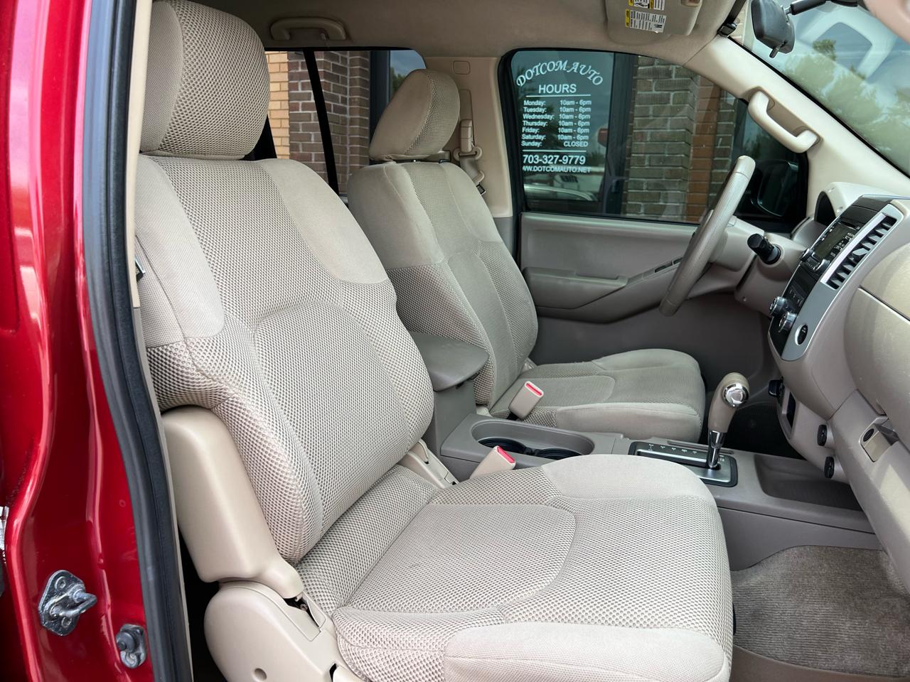 Nissan Frontier SL Crew Cab 4WD 2013