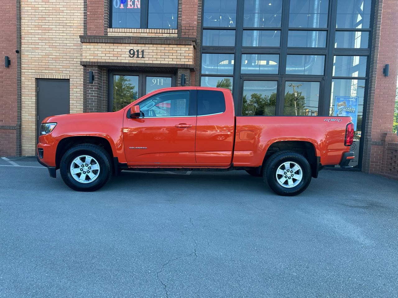 Chevrolet Colorado Work Truck Ext. Cab 4WD 2019