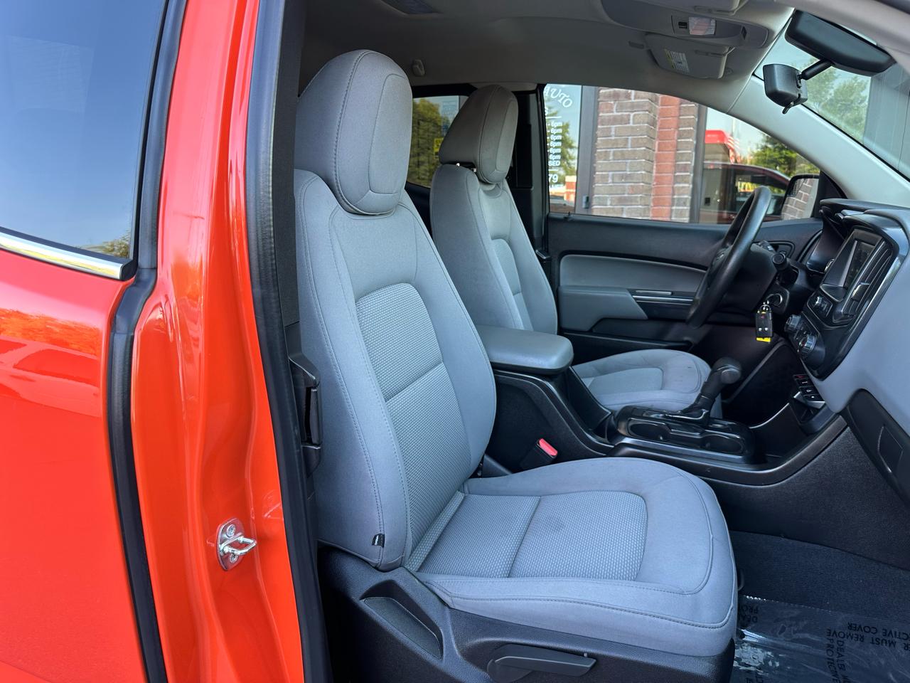 Chevrolet Colorado Work Truck Ext. Cab 4WD 2019