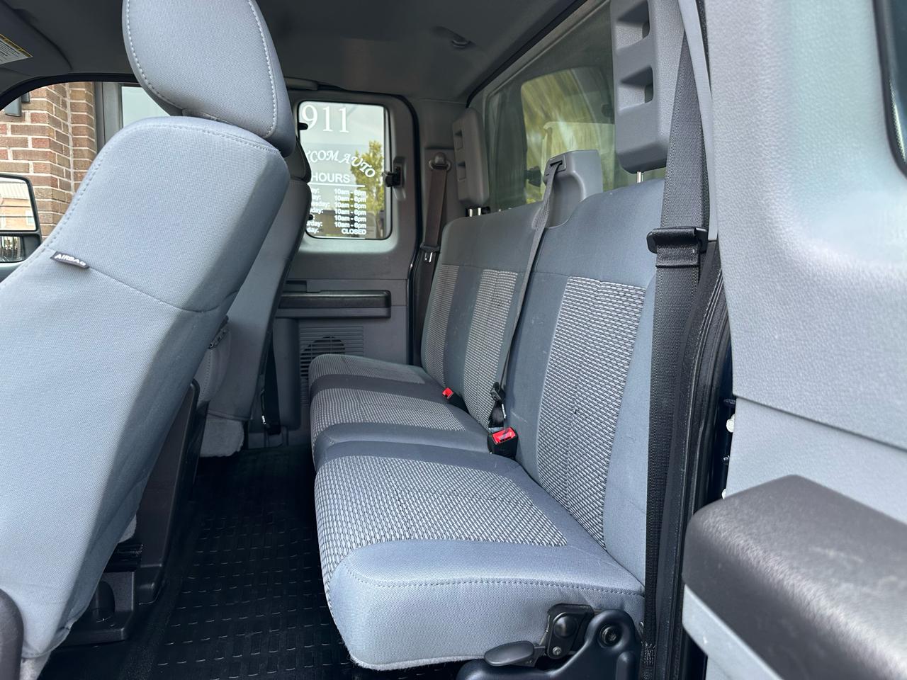 Ford F-250 SD XL SuperCab 4WD 2015