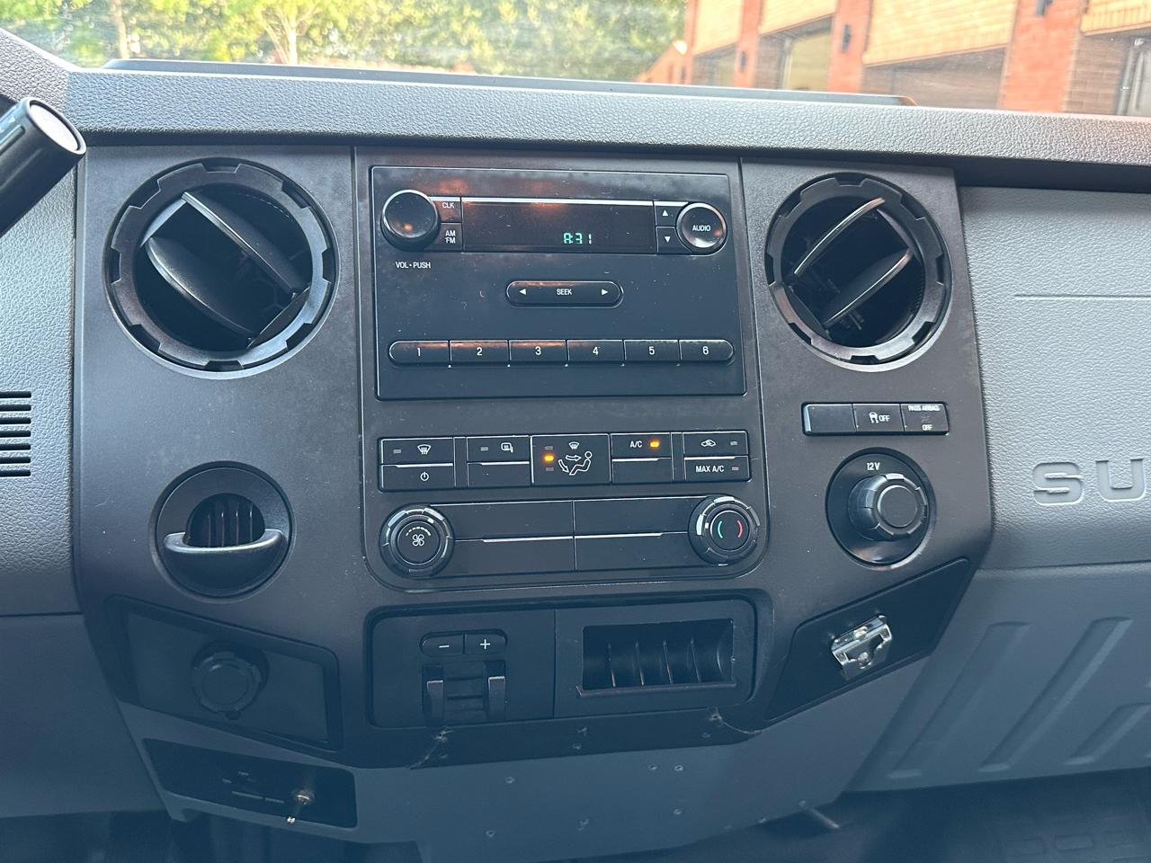 Ford F-250 SD XL SuperCab 4WD 2015