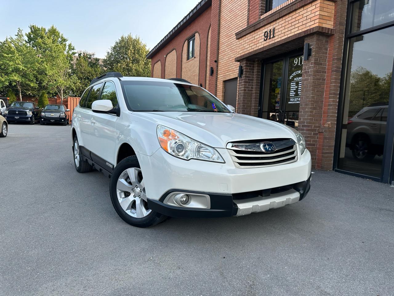Subaru Outback 3.6R Limited 2011