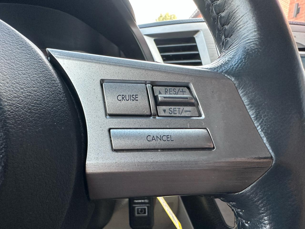 Subaru Outback 3.6R Limited 2011