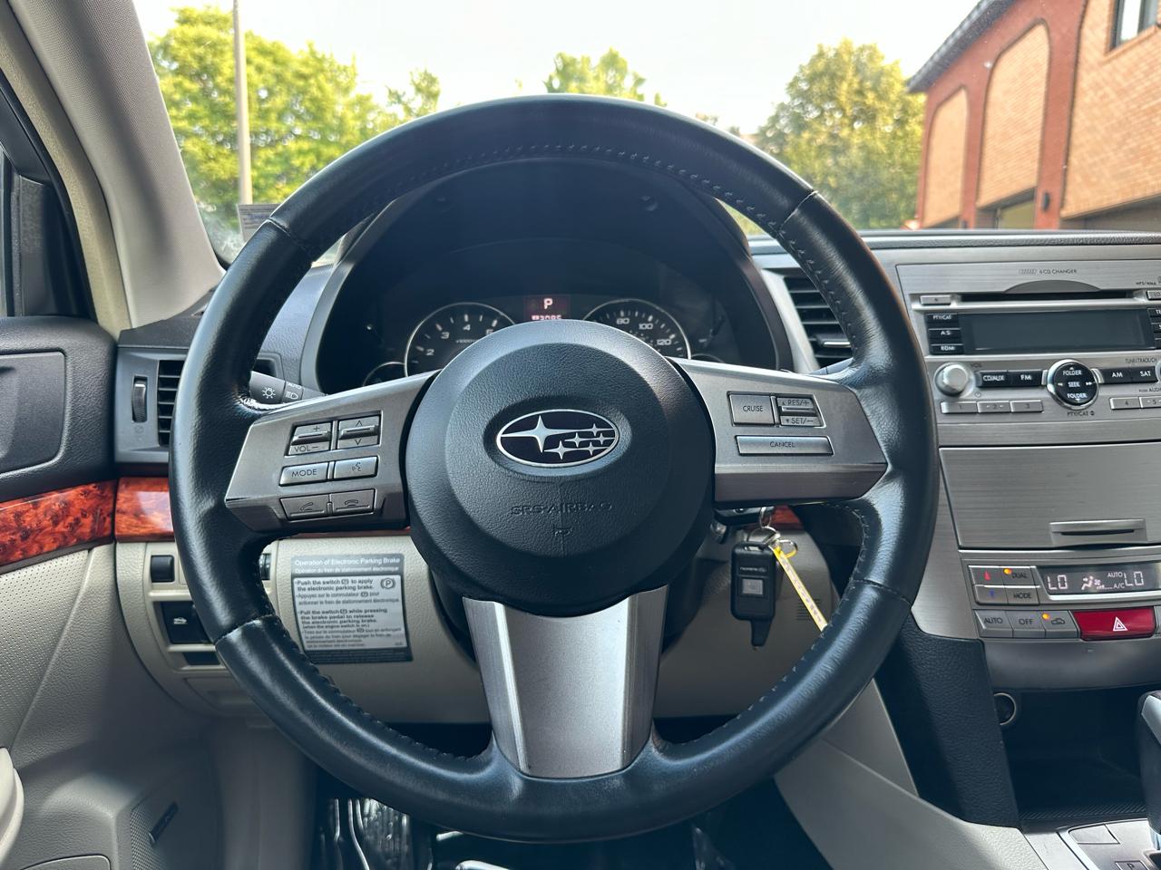 Subaru Outback 3.6R Limited 2011