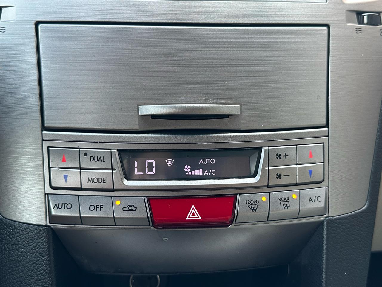 Subaru Outback 3.6R Limited 2011