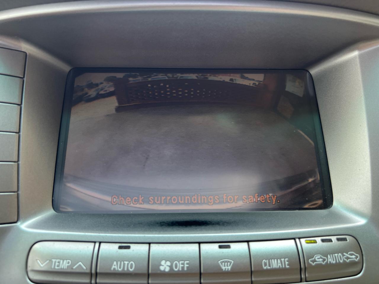 Lexus LX 470 Sport Utility 2005