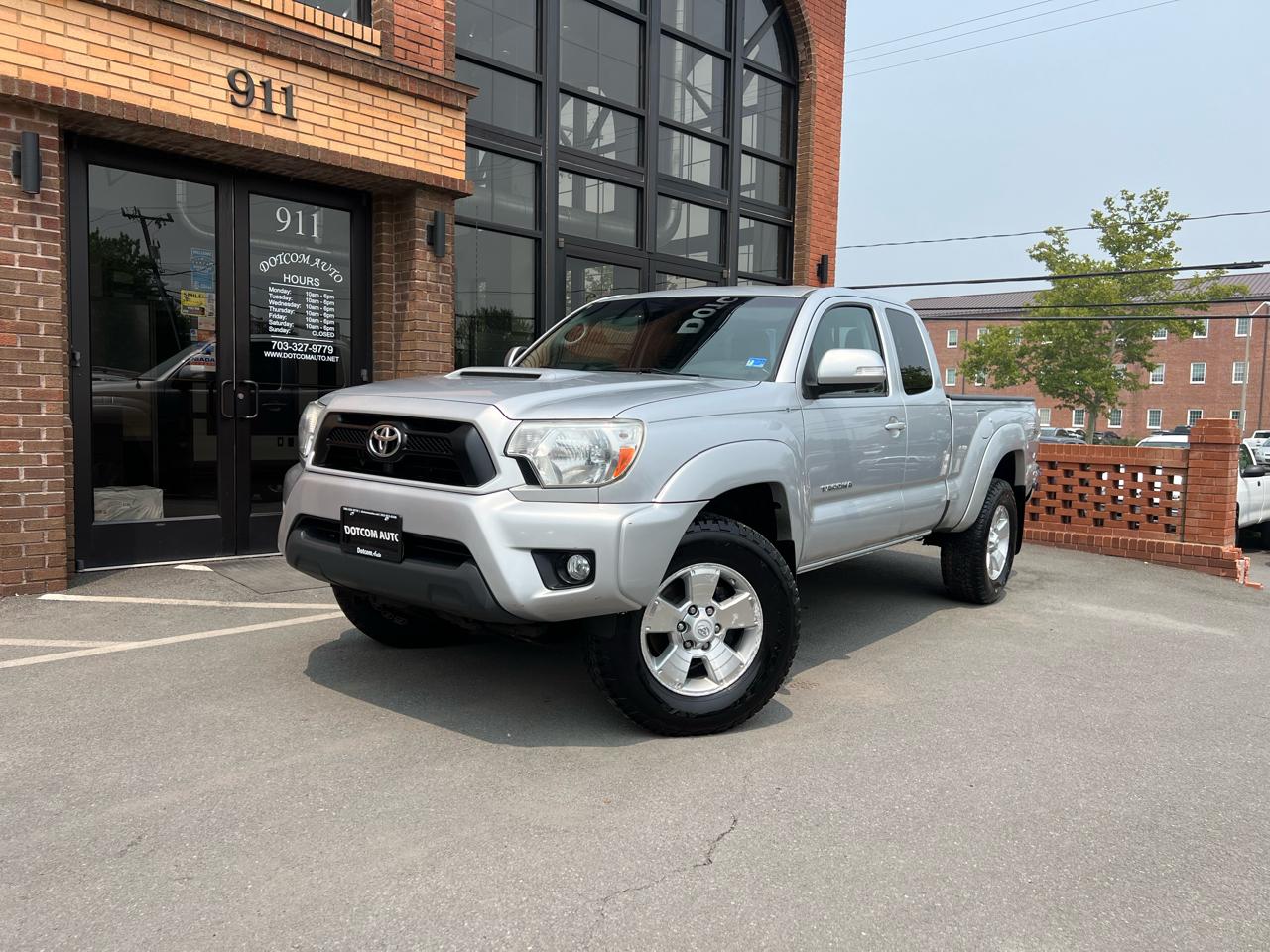 Toyota Tacoma Access Cab V6 Auto 4WD 2012