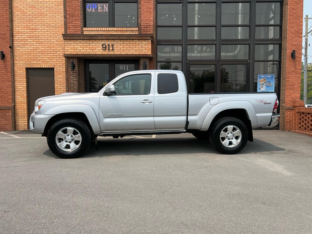 Toyota Tacoma Access Cab V6 Auto 4WD 2012