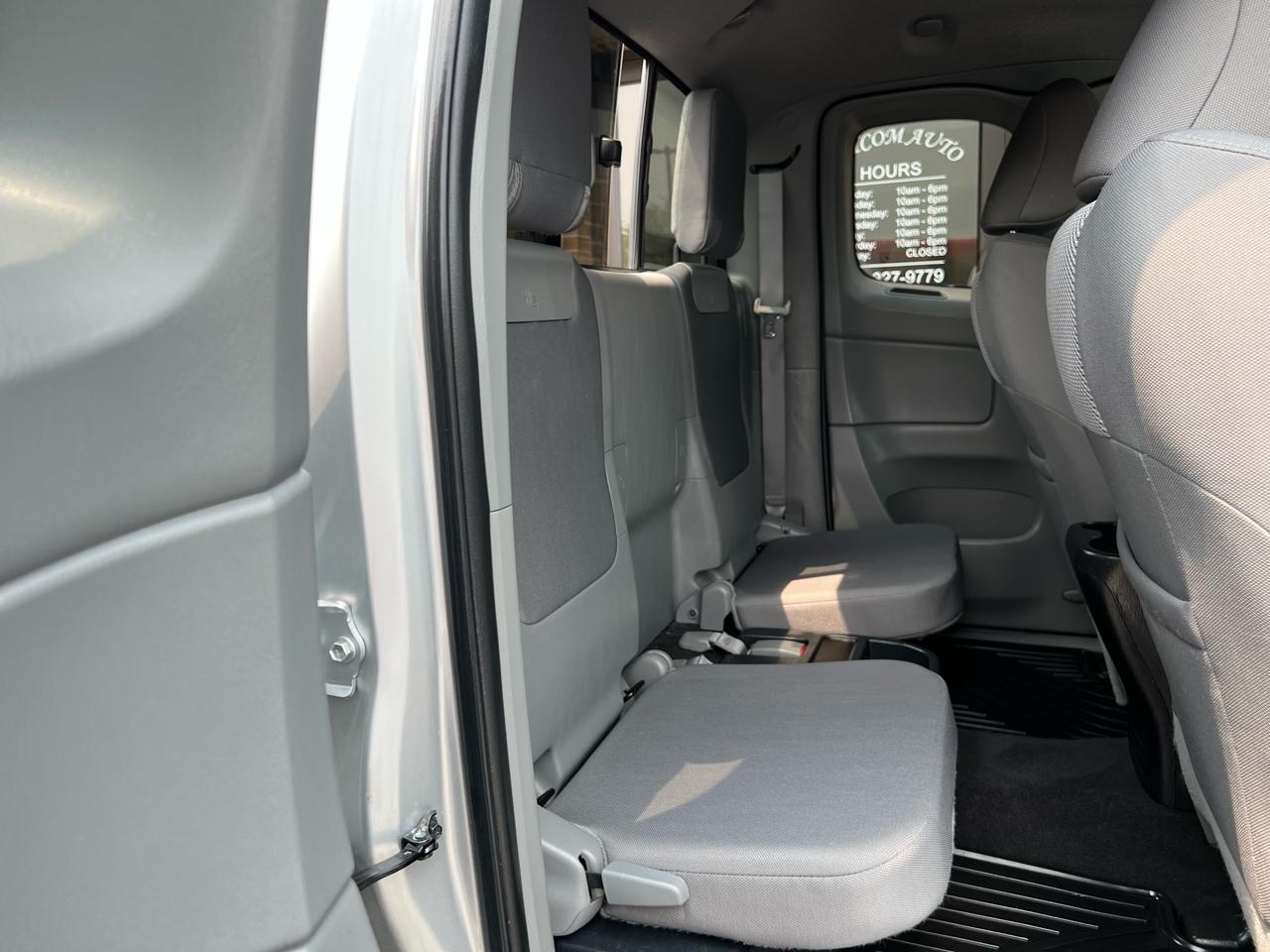 Toyota Tacoma Access Cab V6 Auto 4WD 2012