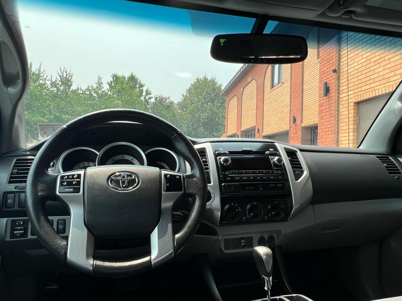 Toyota Tacoma Access Cab V6 Auto 4WD 2012