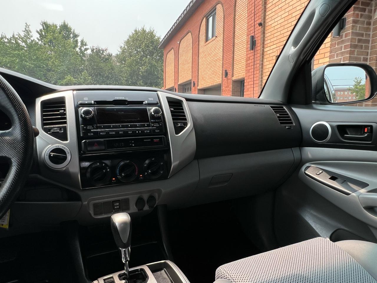 Toyota Tacoma Access Cab V6 Auto 4WD 2012
