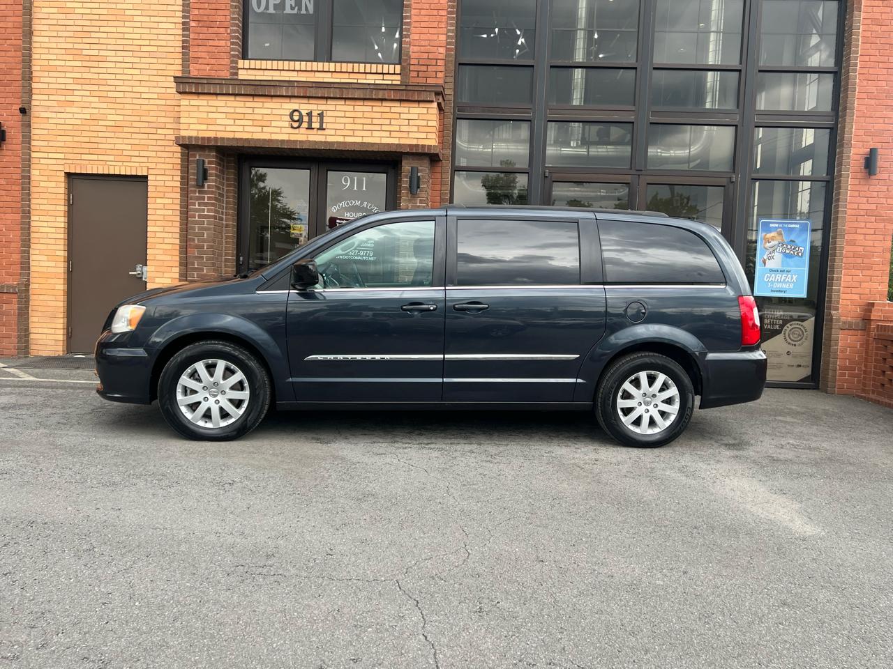 Chrysler Town & Country Touring 2014