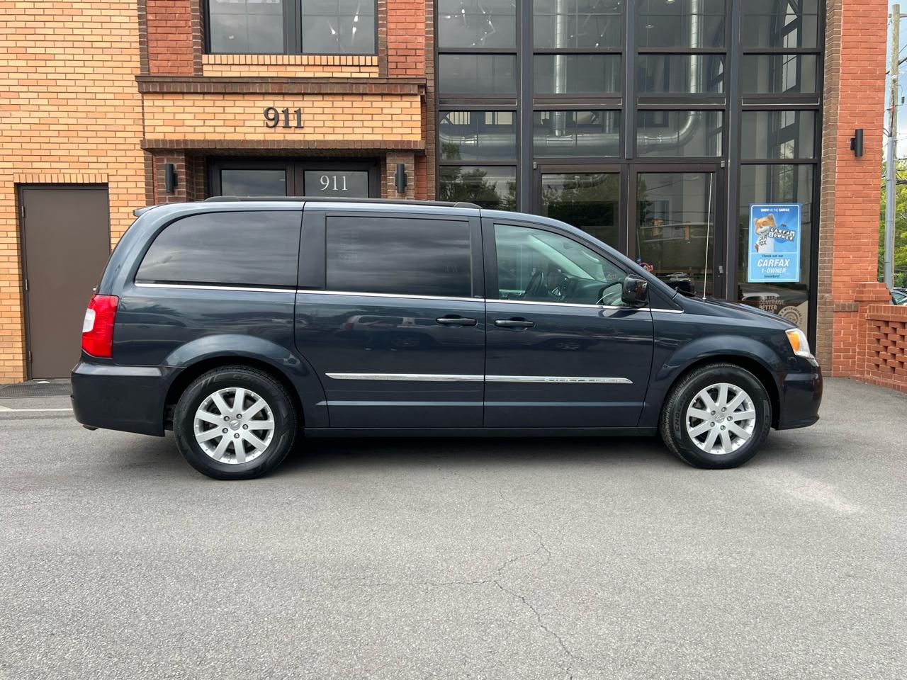 Chrysler Town & Country Touring 2014