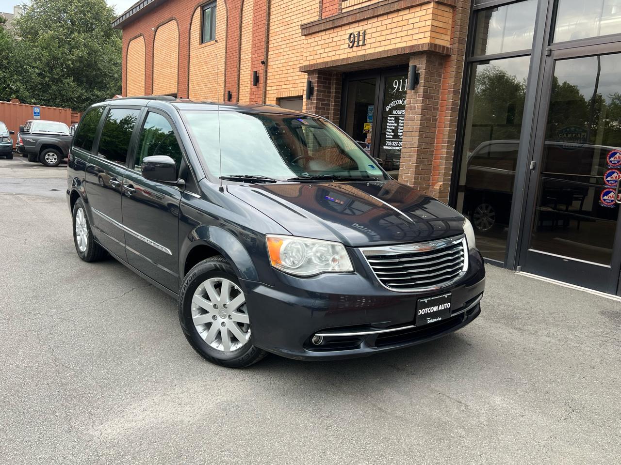 Chrysler Town & Country Touring 2014