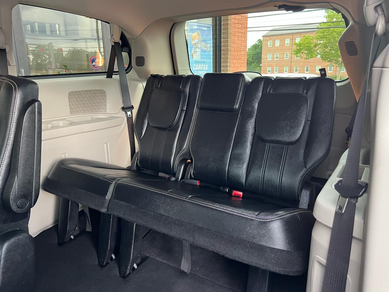 Chrysler Town & Country Touring 2014