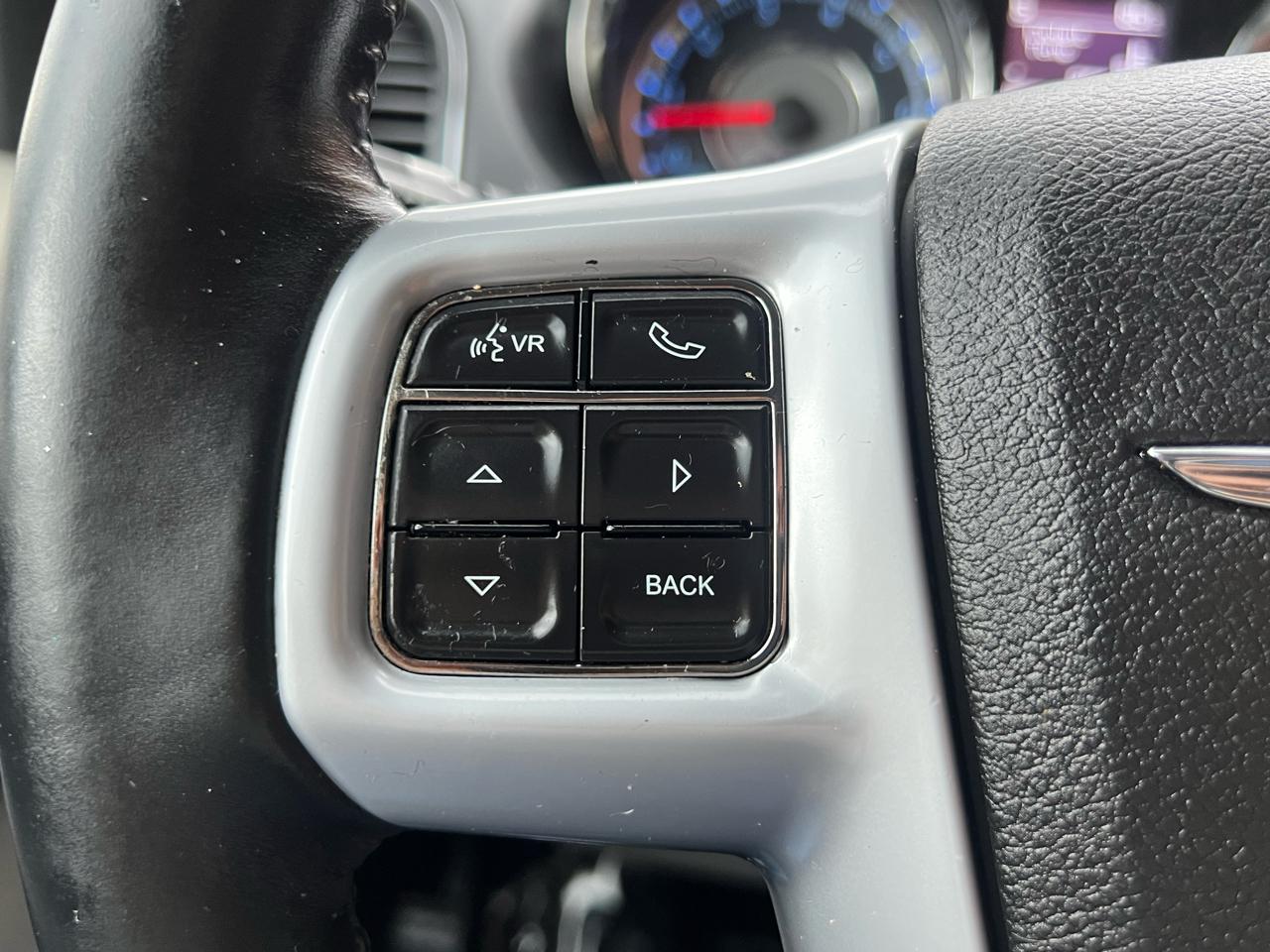 Chrysler Town & Country Touring 2014