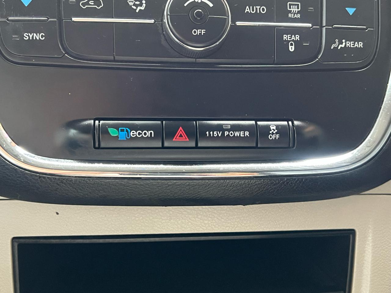 Chrysler Town & Country Touring 2014