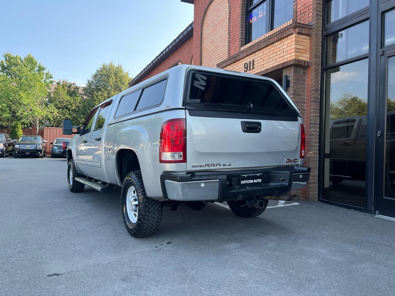 GMC Sierra 2500HD SLE Crew Cab 4WD 2010