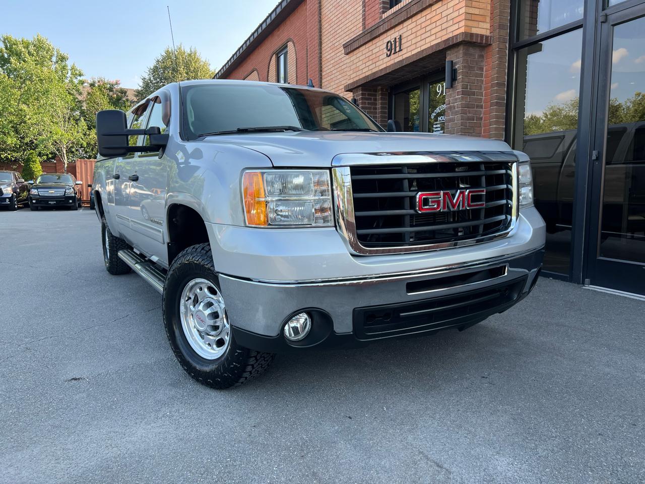 GMC Sierra 2500HD SLE Crew Cab 4WD 2010