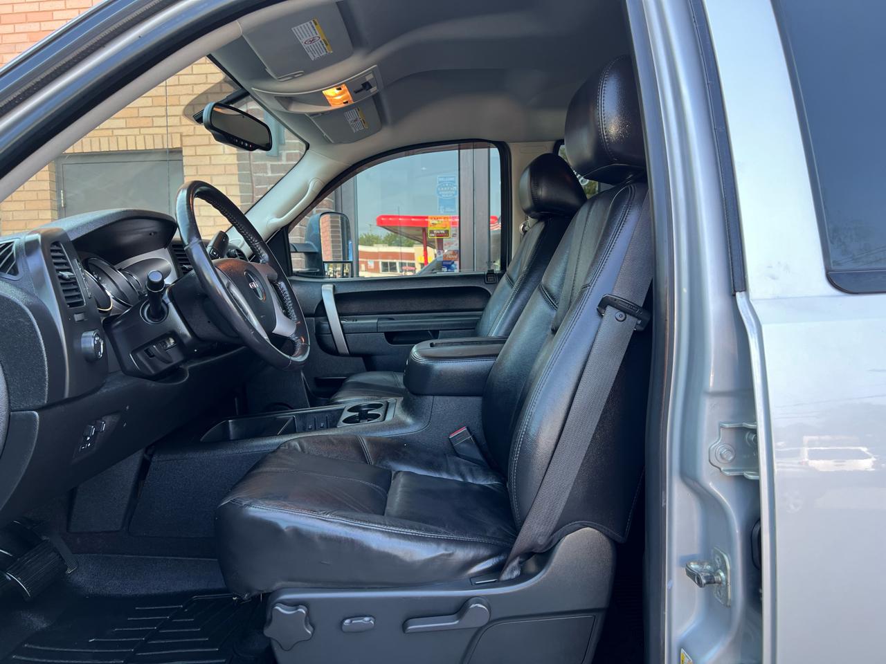 GMC Sierra 2500HD SLE Crew Cab 4WD 2010