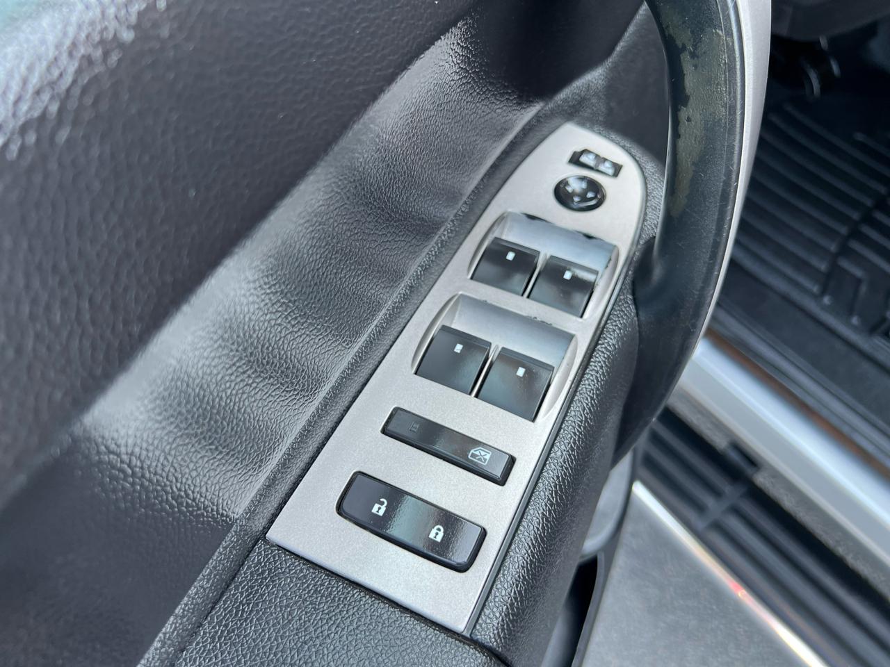 GMC Sierra 2500HD SLE Crew Cab 4WD 2010