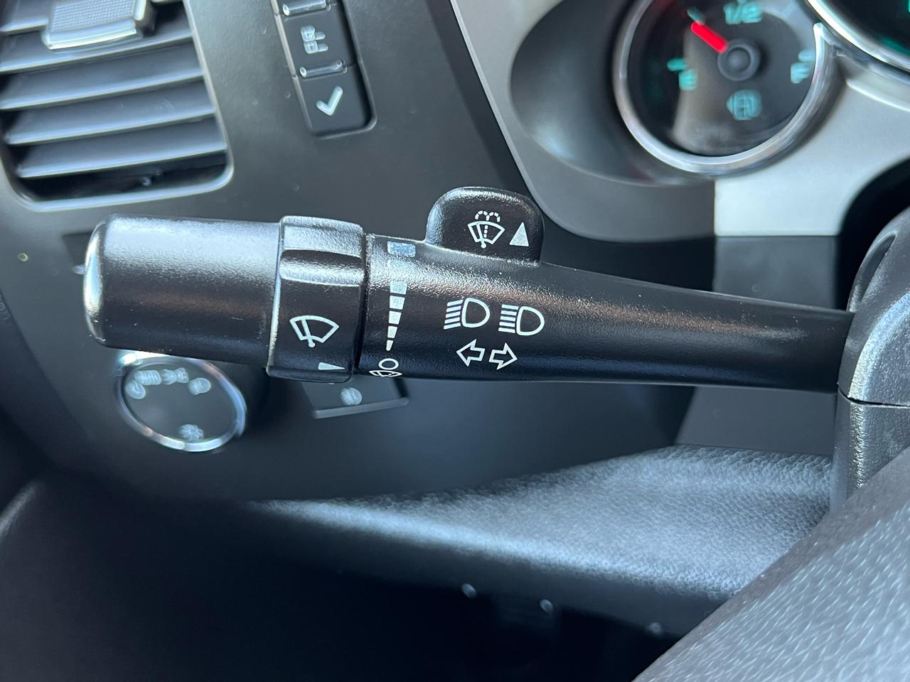 GMC Sierra 2500HD SLE Crew Cab 4WD 2010