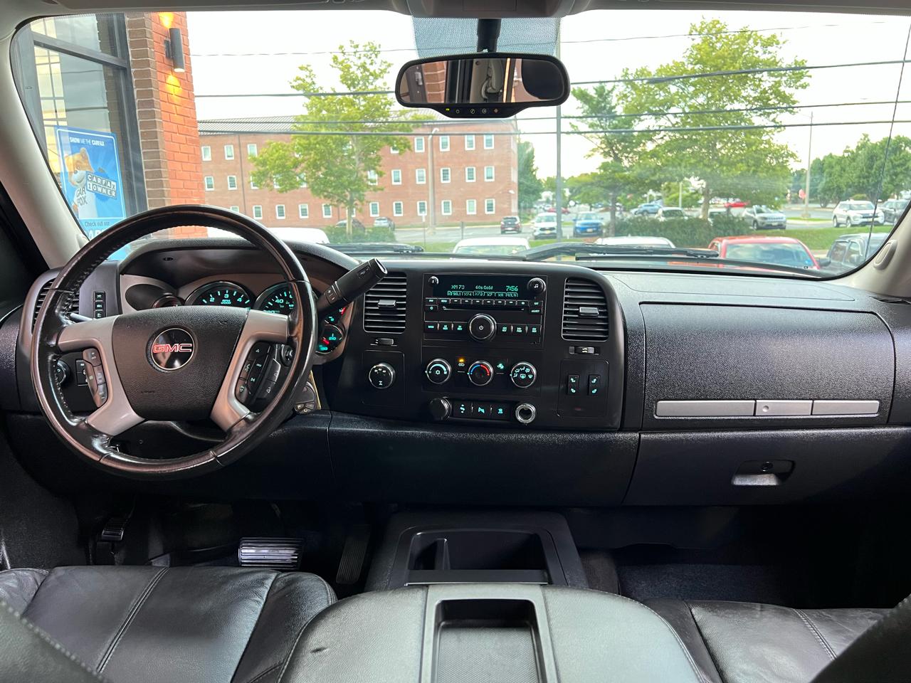 GMC Sierra 2500HD SLE Crew Cab 4WD 2010
