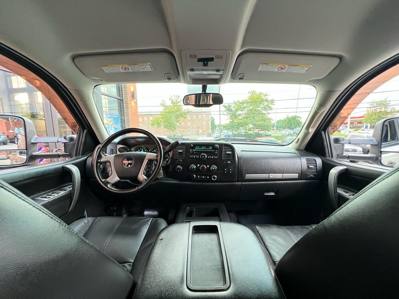 GMC Sierra 2500HD SLE Crew Cab 4WD 2010