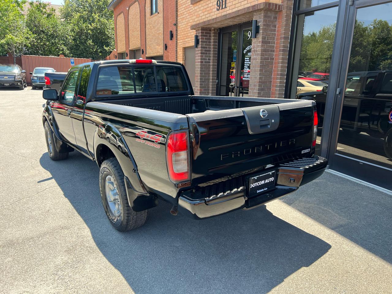 Nissan Frontier XE-V6 King Cab 4WD 2004