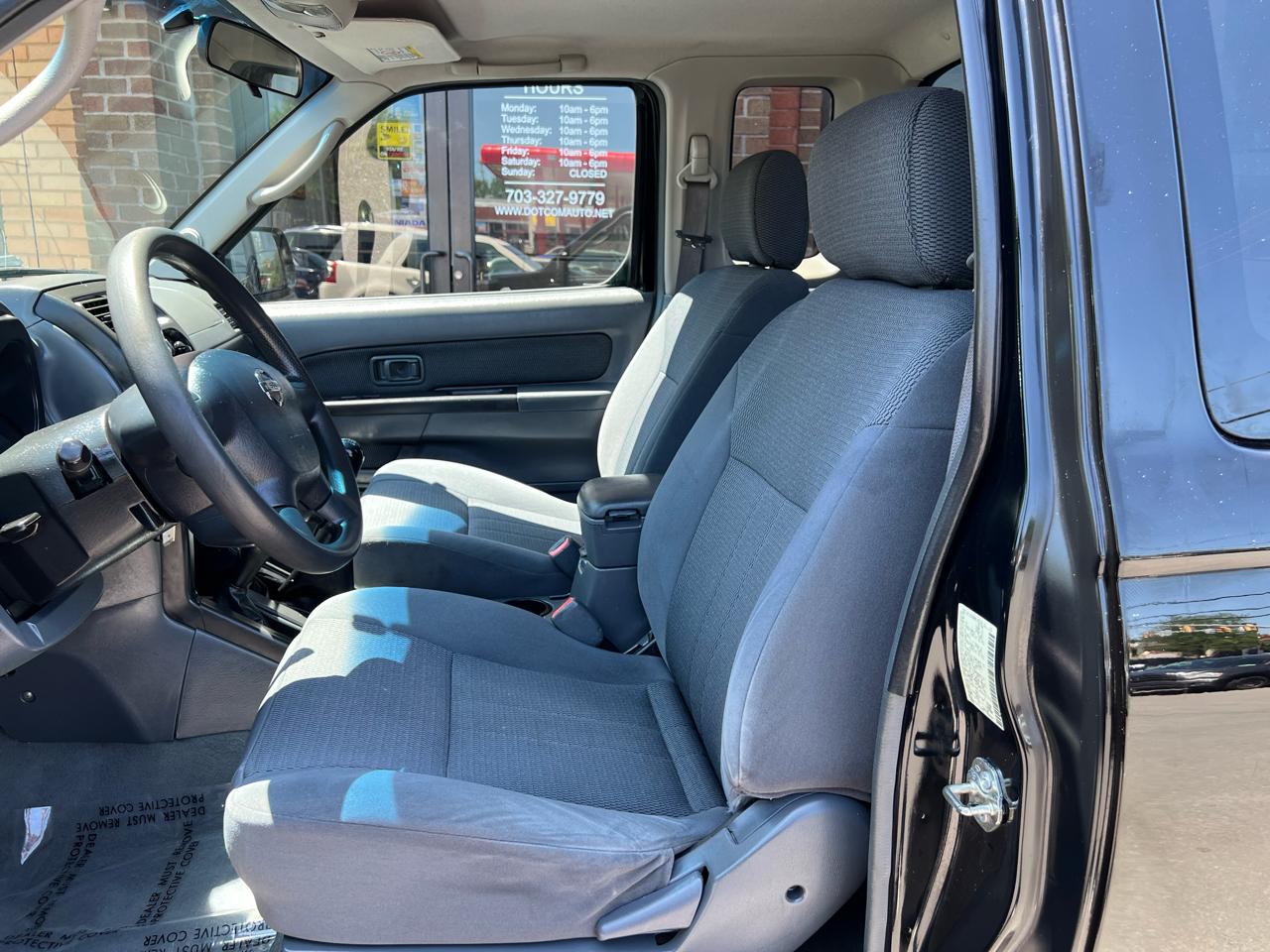Nissan Frontier XE-V6 King Cab 4WD 2004