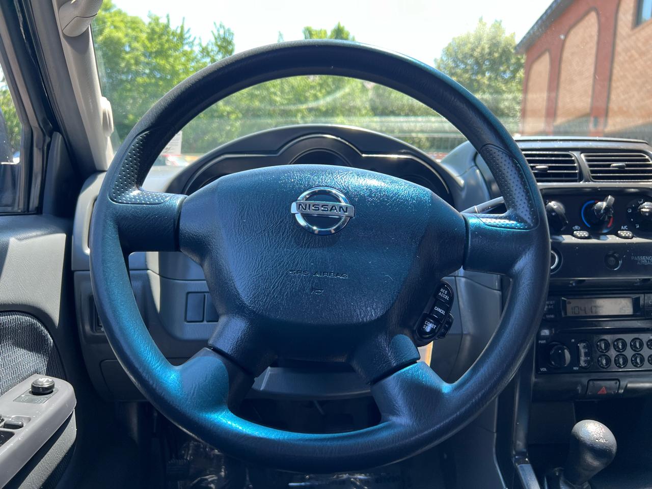 Nissan Frontier XE-V6 King Cab 4WD 2004